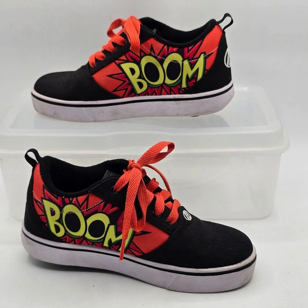 Heelys Pro 20 Prints Shoes Youth Kids Size 3 Black Boom Comic Wheel Sneakers